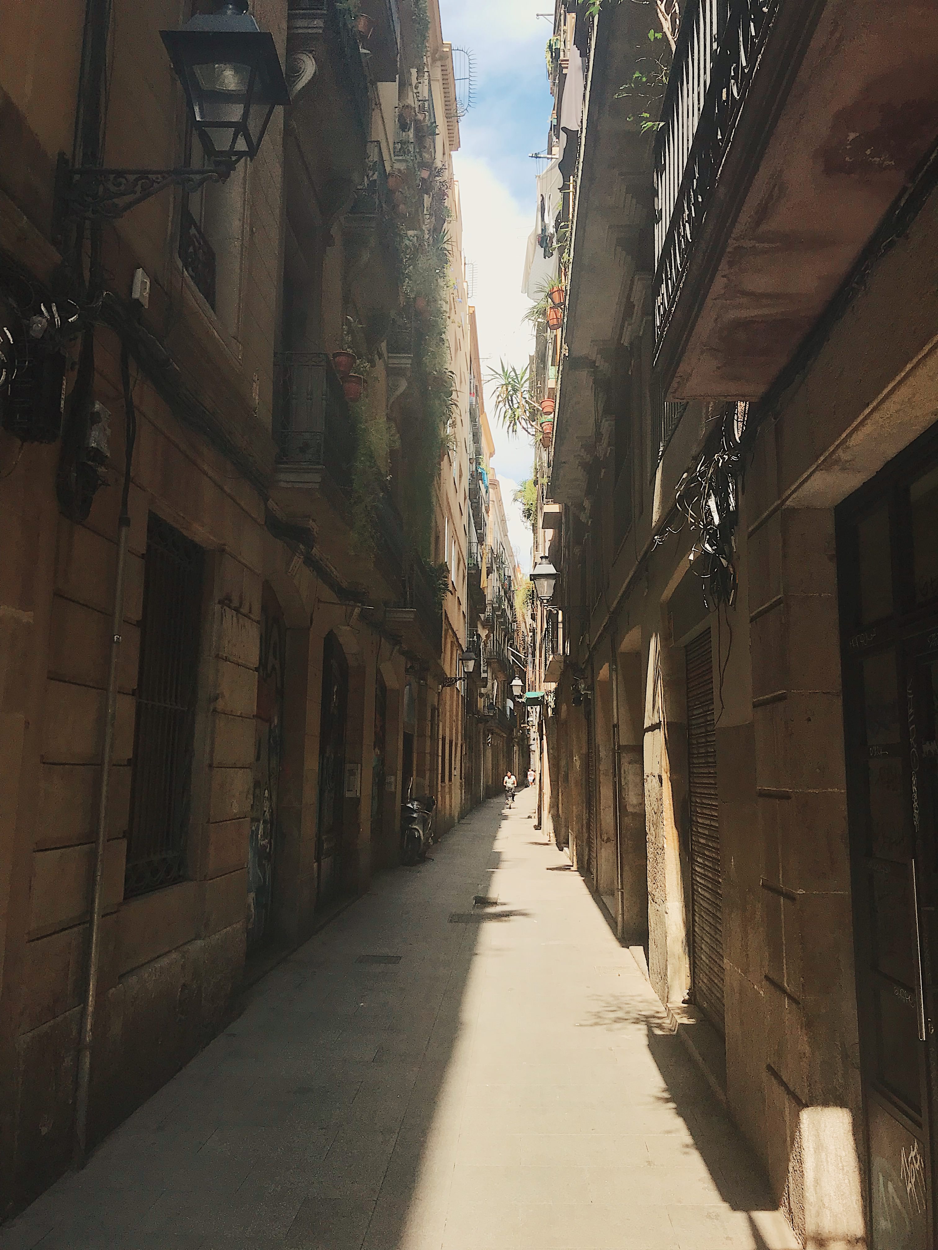 barcelona-alleys