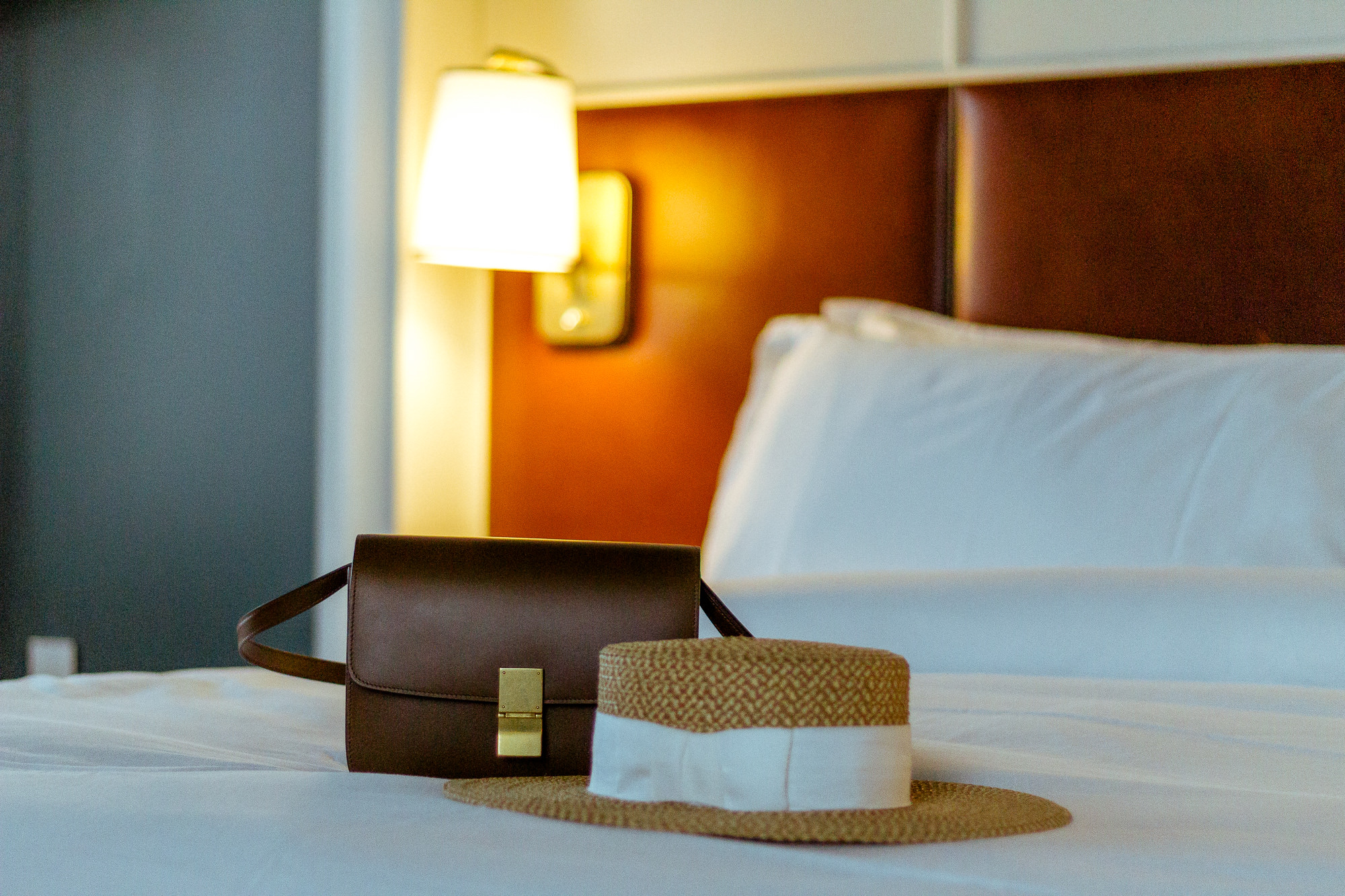 perry-lane-hotel-bedroom-savannah-georgia-best-bed